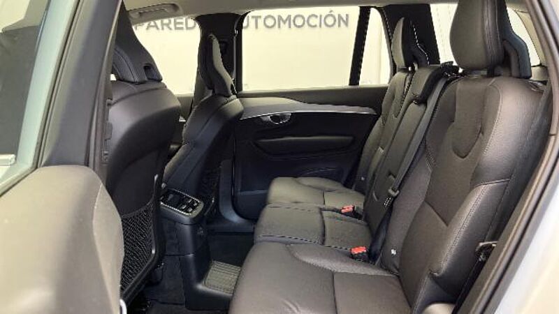 Volvo  Recharge Core, T8 plug-in hybrid eAWD, El?ctrico/Gasolina, Bright, 7 asientos